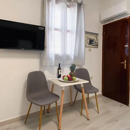 Gregory's Studio With Sea View * Lindos (Rhodes)